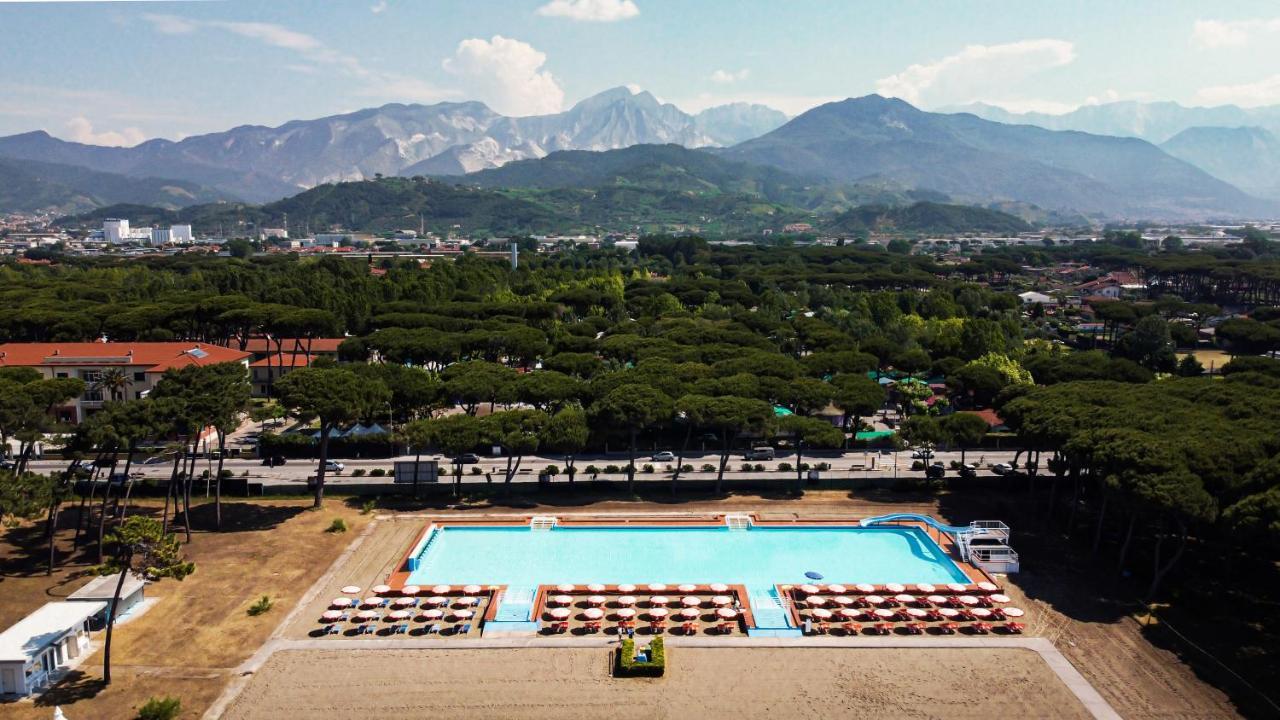 Villaggio Torre Marina Marina di Massa Exterior foto